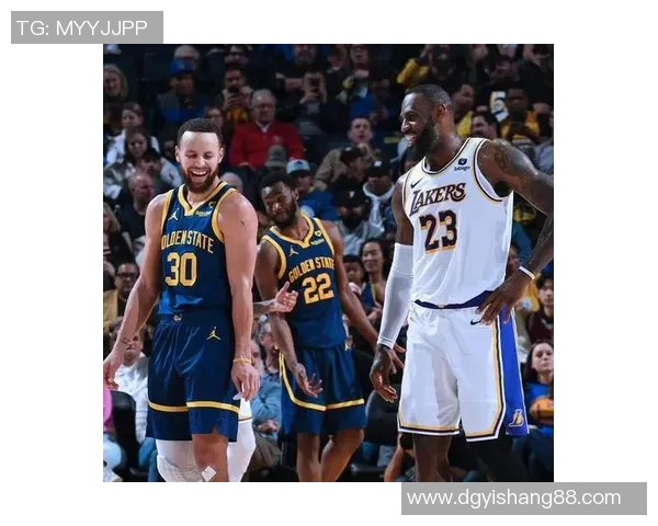 湖人勇士历史交手回顾与分析揭示两队对决的精彩瞬间与战术演变