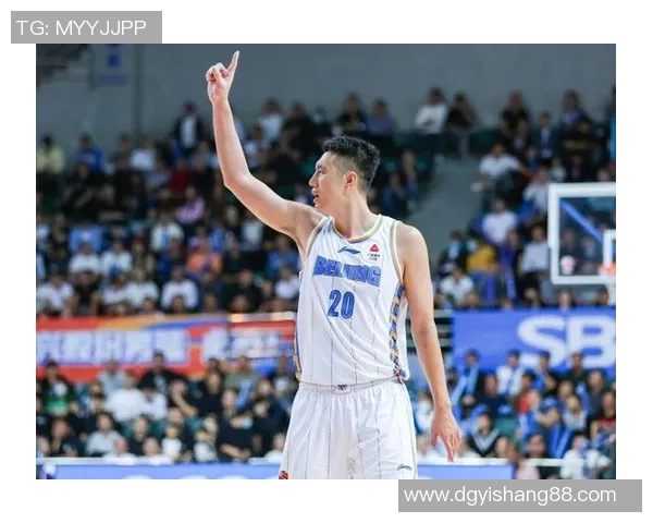 翟晓川：从篮球场上的拼搏者到年轻人的榜样之路