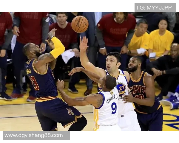 骑士与热火激战正酣NBA视频直播带你领略精彩瞬间 骑士与热火激战正酣NBA视频直播带你领略精彩瞬间