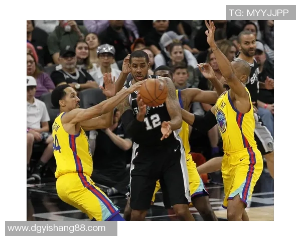 2013年勇士与马刺的激烈对决回顾与分析篮球历史上的经典时刻 2013年勇士与马刺的激烈对决回顾与分析篮球历史上的经典时刻