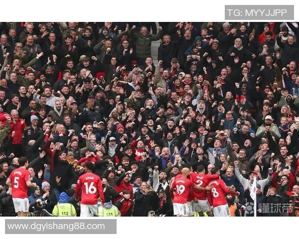 尤文图斯与曼联小组赛激战在即球迷期待精彩对决与历史重演 尤文图斯与曼联小组赛激战在即球迷期待精彩对决与历史重演