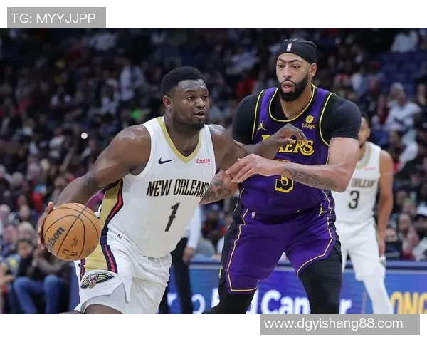 犹他爵士与森林狼激战正酣谁将赢得这场西部对决的胜利 犹他爵士与森林狼激战正酣谁将赢得这场西部对决的胜利