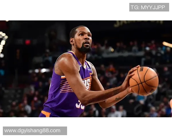 雷霆与灰熊激战杜兰特展现绝佳状态引领球队争胜之路