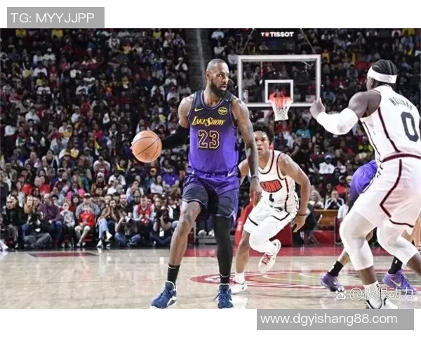 NBA火箭与勇士激战正酣文字直播全程回顾与精彩瞬间分析